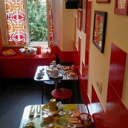 Labicana42 Bed and breakfast