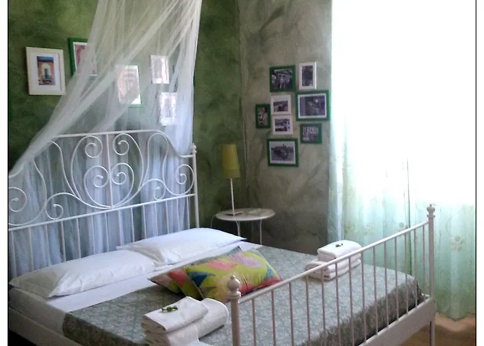 Labicana42 Nocleg ze śniadaniem